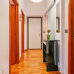 Apartment Antonelli 211 By Toh Solution
