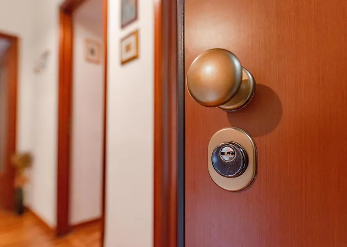 Antonelli 211 - Free Parking Area - Near The Centre- By Toh Solution Daire Torino